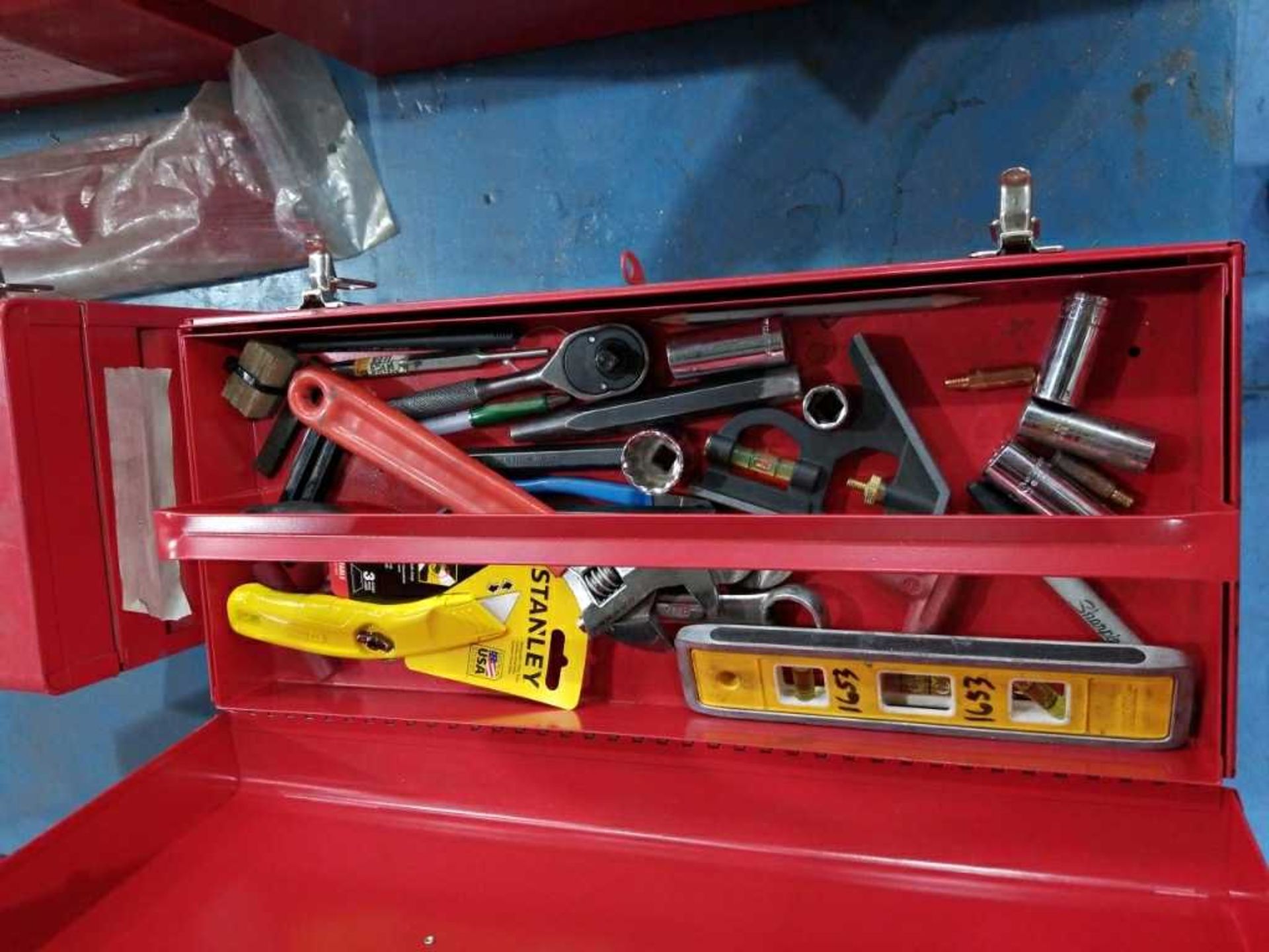 Proto Red Toolbox with Tools & Parts - Bild 3 aus 6