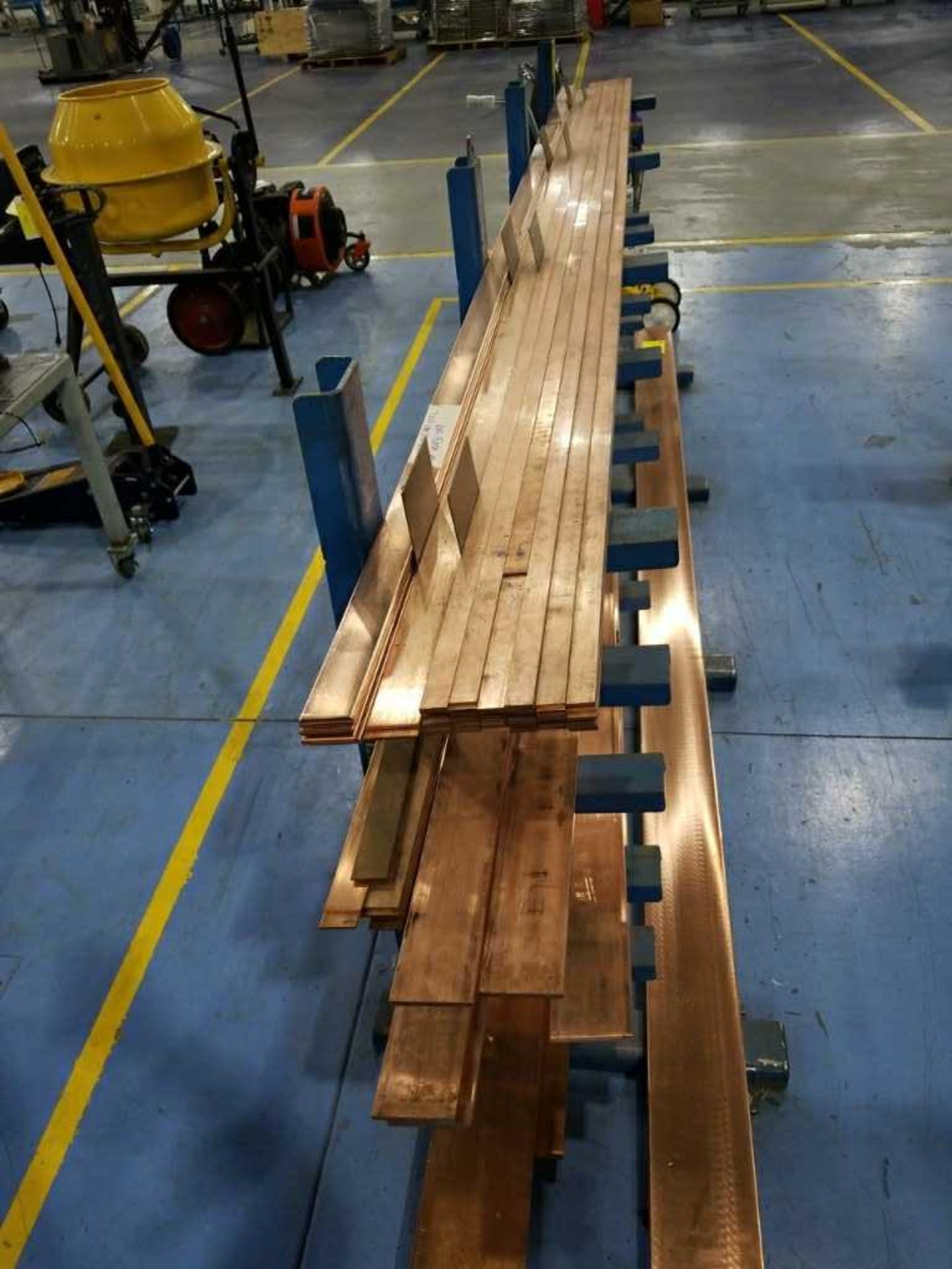 Various Sizes of Copper Busbar Racks (900 lbs) - Bild 3 aus 6