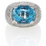 AQUAMARIN-DIAMANT-RING. Italien, um 2000. 750/- Weißgold, Gesamtgewicht: 18,5g. EU-RM: 56,5. Ca. 112