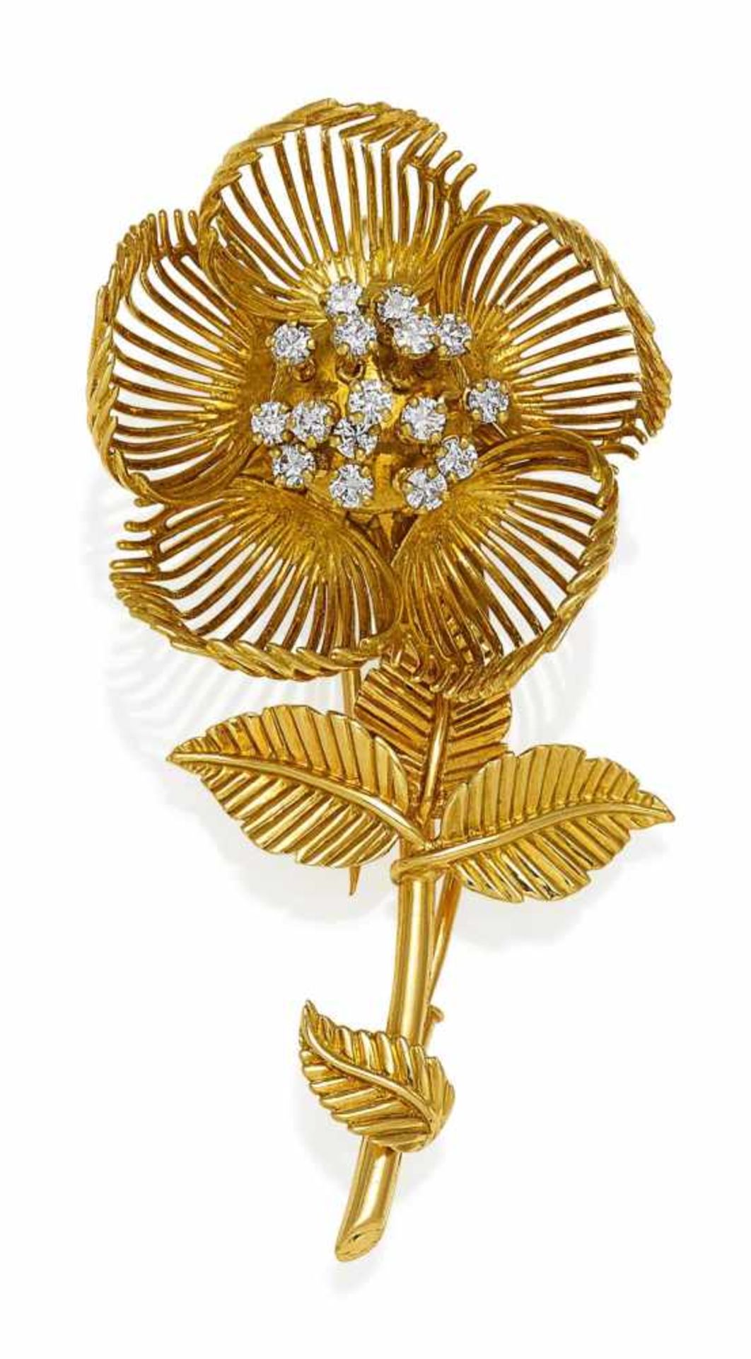 CARTIER Diamant-Brosche. Frankreich, um 1960. 750/- Gelbgold, Gesamtgewicht: 24,0g. L.ca. 6,2cm.
