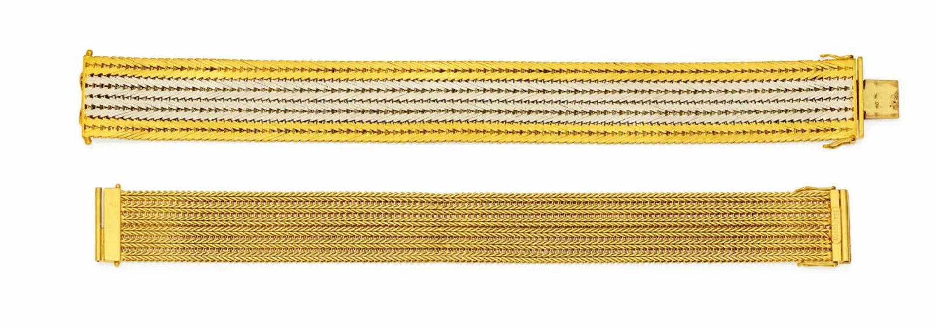 ZWEI GOLD-ARMBÄNDER. Deutschland, um 1960/80. 750/- und 585/- Gelb-/Weißgold, Gesamtgewicht: 106,0g.