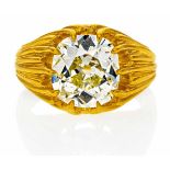 SOLITAIRE-RING. Deutschland, um 1870. 585/- Gelbgold, Gesamtgewicht: 6,5g. EU-RM: 50,5. 1 Diamant im