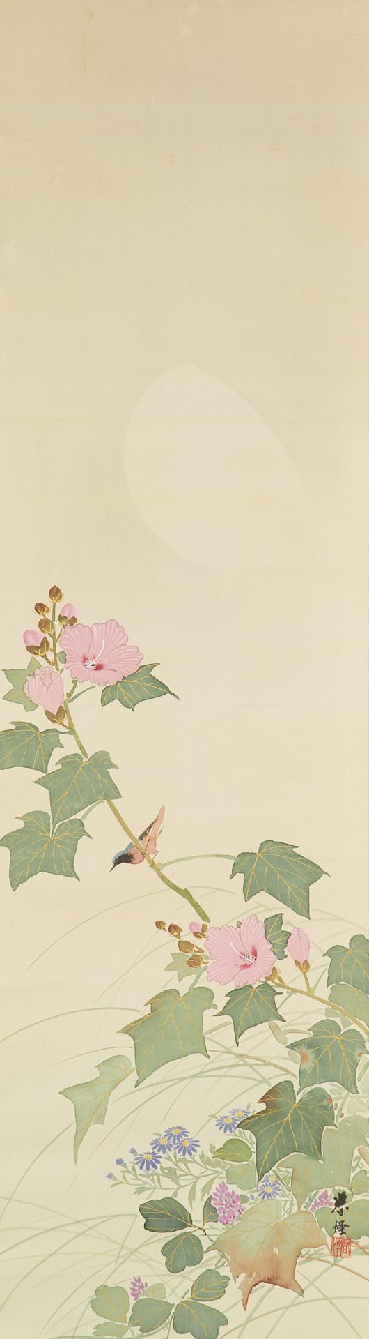 ROSA BLÜHENDE MALVE IM MONDSCHEIN. Japan. Ca. 19. Jh. Tusche, Farben und Gold auf Seide. Sign. und