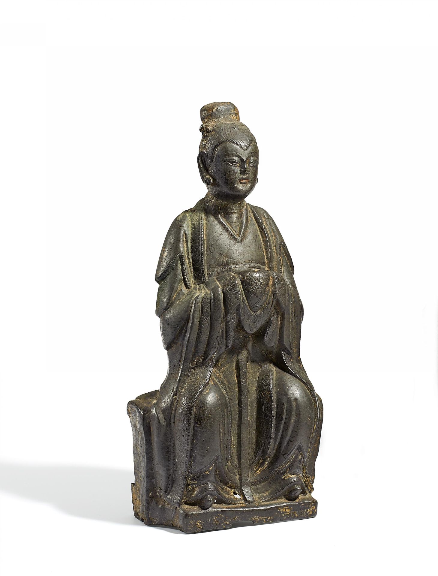 DAOISTISCHE UNSTERBLICHE. China. 16./17. Jh. Bronze mit dunkler Patina und Resten von