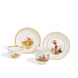 TASSE UND KOPPCHEN MIT UNTERTASSEN CHINOISERIEN. Meissen. 18.Jh. Porzellan, farbig und gold