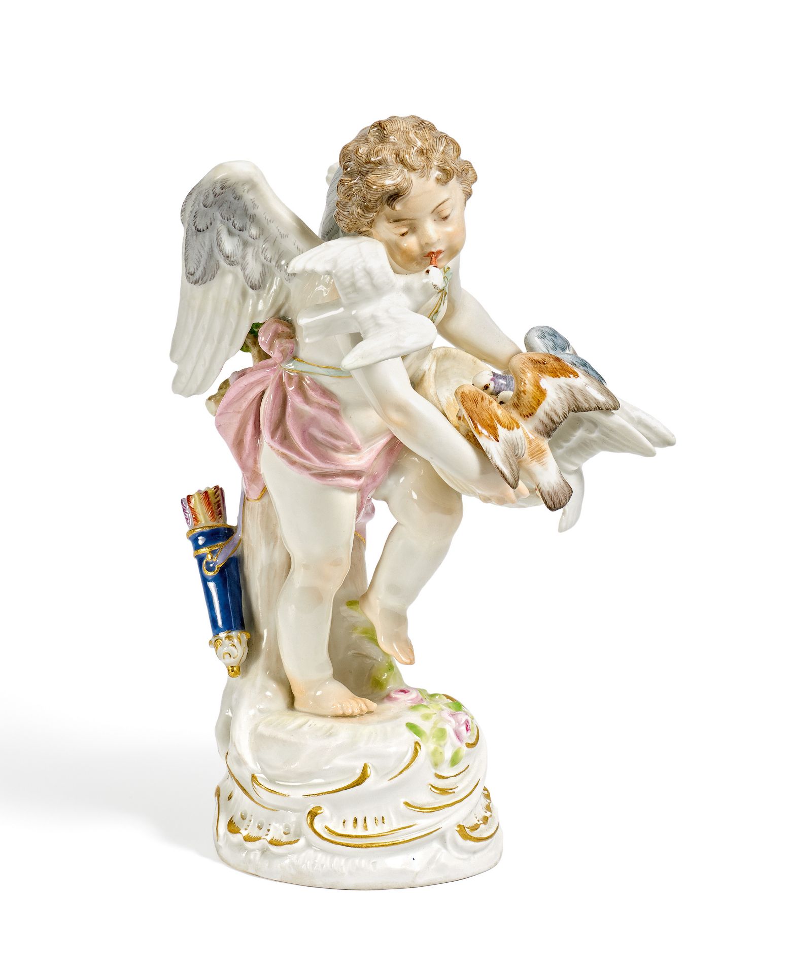 AMOR, TAUBEN FÜTTERND. Meissen. Vor 1924. Modell P. Helmig, 1898. Porzellan, farbig und gold