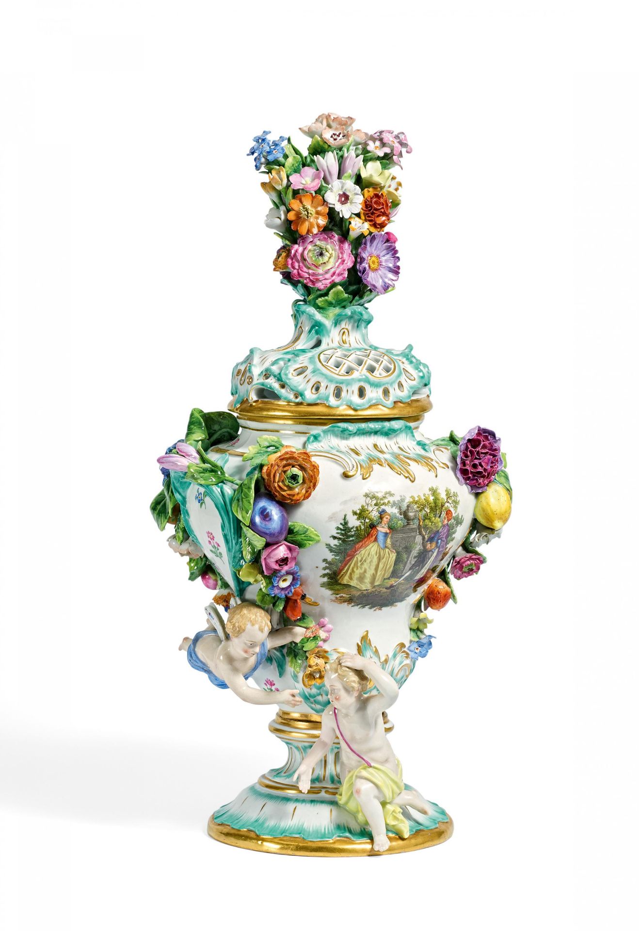 POTPOURRIVASE MIT PUTTEN. Meissen. 19.Jh. Modell J.J. Kaendler und E.A. Leuteritz. Porzellan, farbig