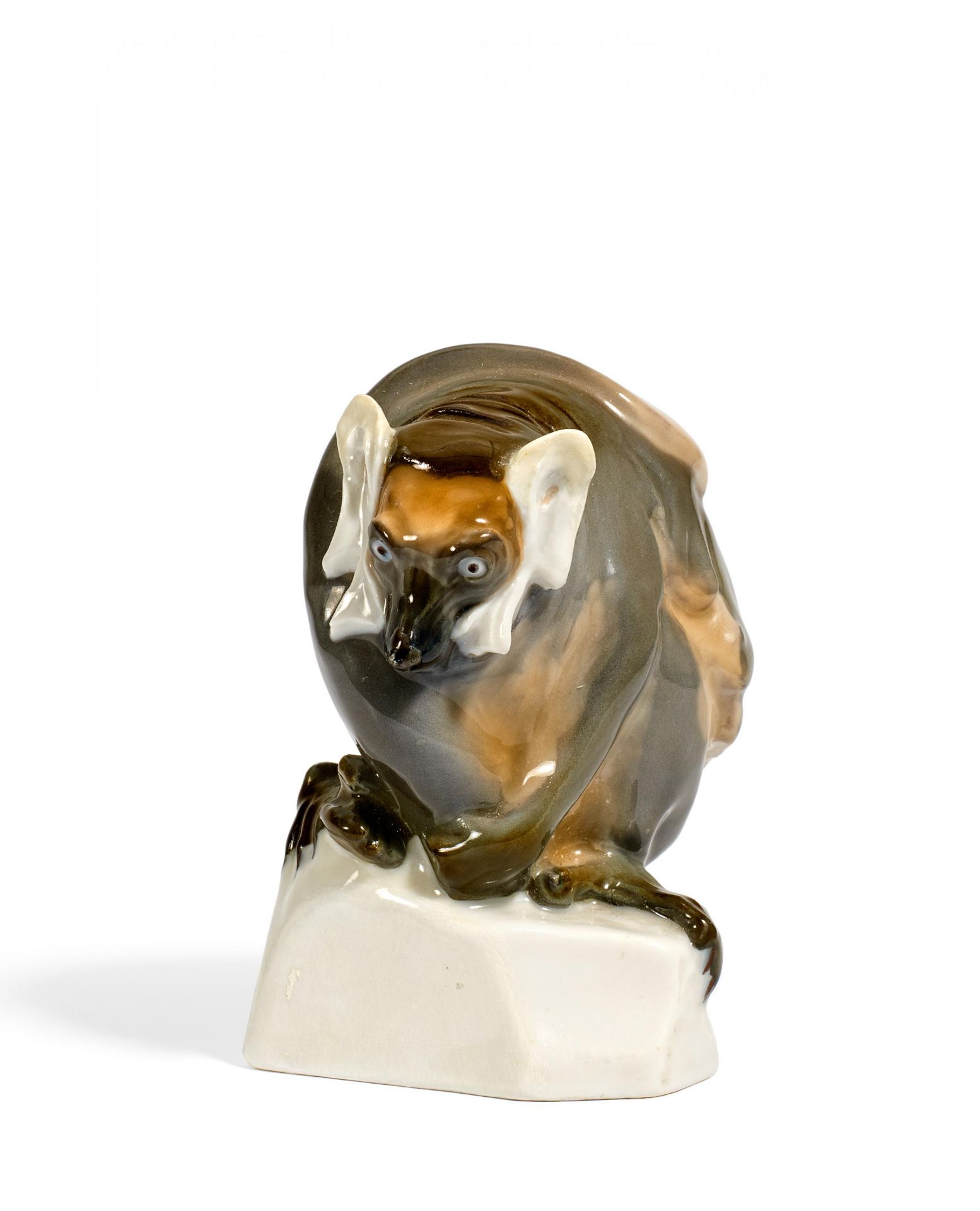 MAKIÄFFCHEN. Meissen. Vor 1924. Modell P. Walther, 1905. Porzellan, farbiges Dekor. Höhe 10cm.