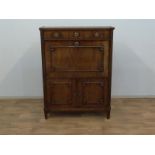 mahonie Louis XVI secretaire met rechte schrijfklep, lade en 2 deurtjes, versierd met gestoken