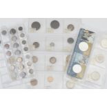 collectie diverse oude Nederlandse munten waaronder 1/2 gulden, 2 1/2 cent, 10 cent, 5 cent en