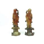 stel Chinese spekstenen figuren met voorstelling van onsterfelijken, circa 1900, h. 25 cm