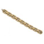 18 krt. gouden schakelarmband, lengte: 19 cm., breed: 16 mm., gewicht: 49,8 gram