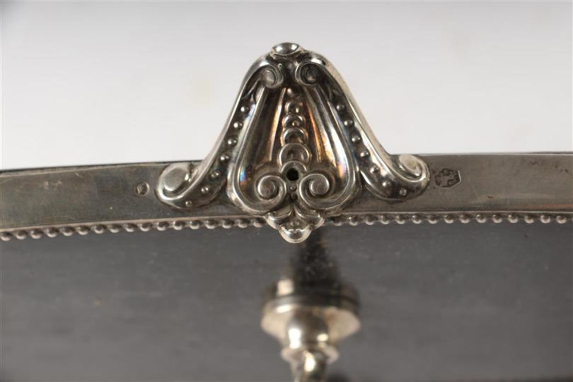 Zilver met gezwart houten specerijenrekje, Van Kempen en Zoon 1893. H: 23 cm. - Bild 4 aus 4