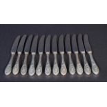 12 Dutch silver butter knives, second amount, decorated with rose (12x) 27.00 % buyer's premium on