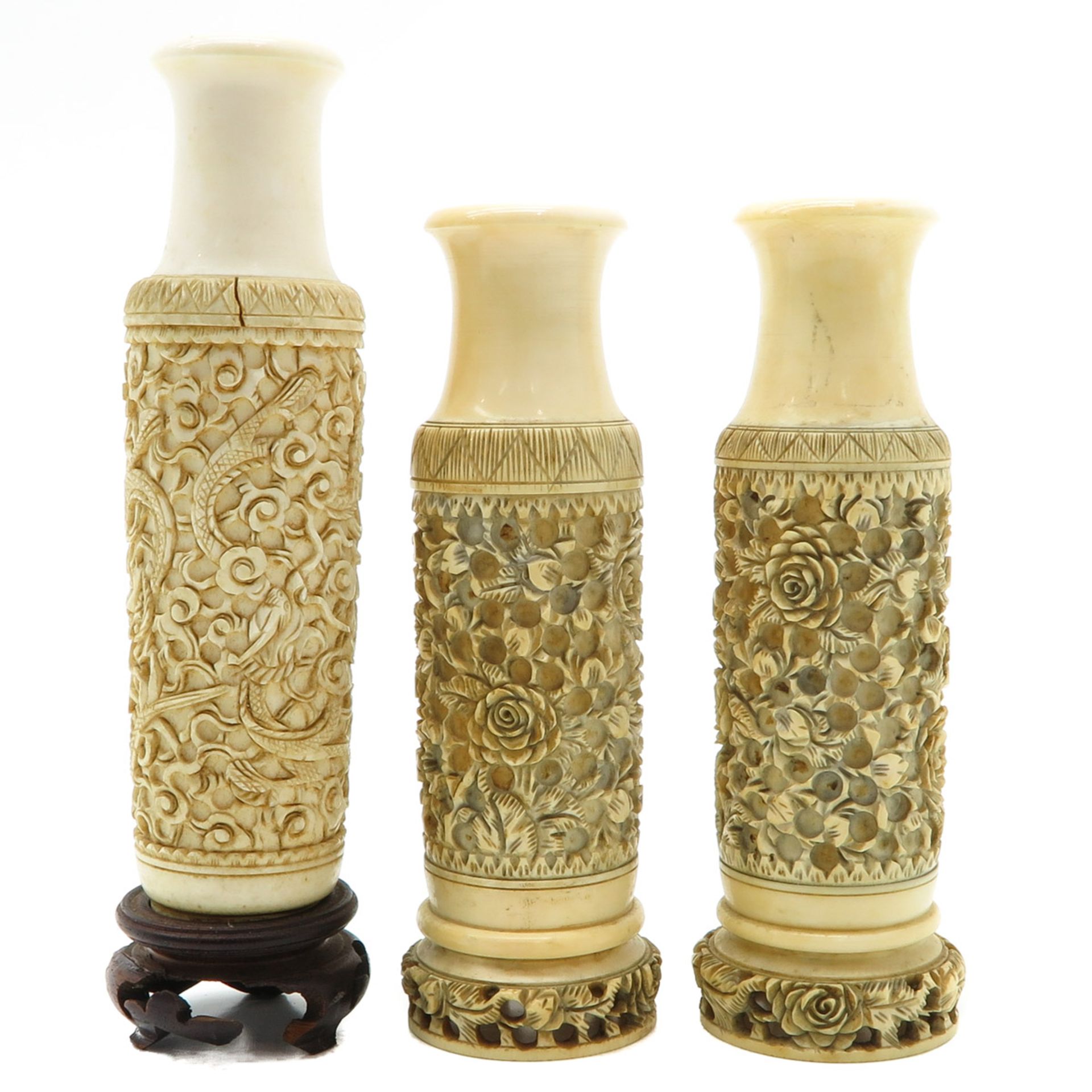 Lot of 3 Carved Vases - Bild 2 aus 6