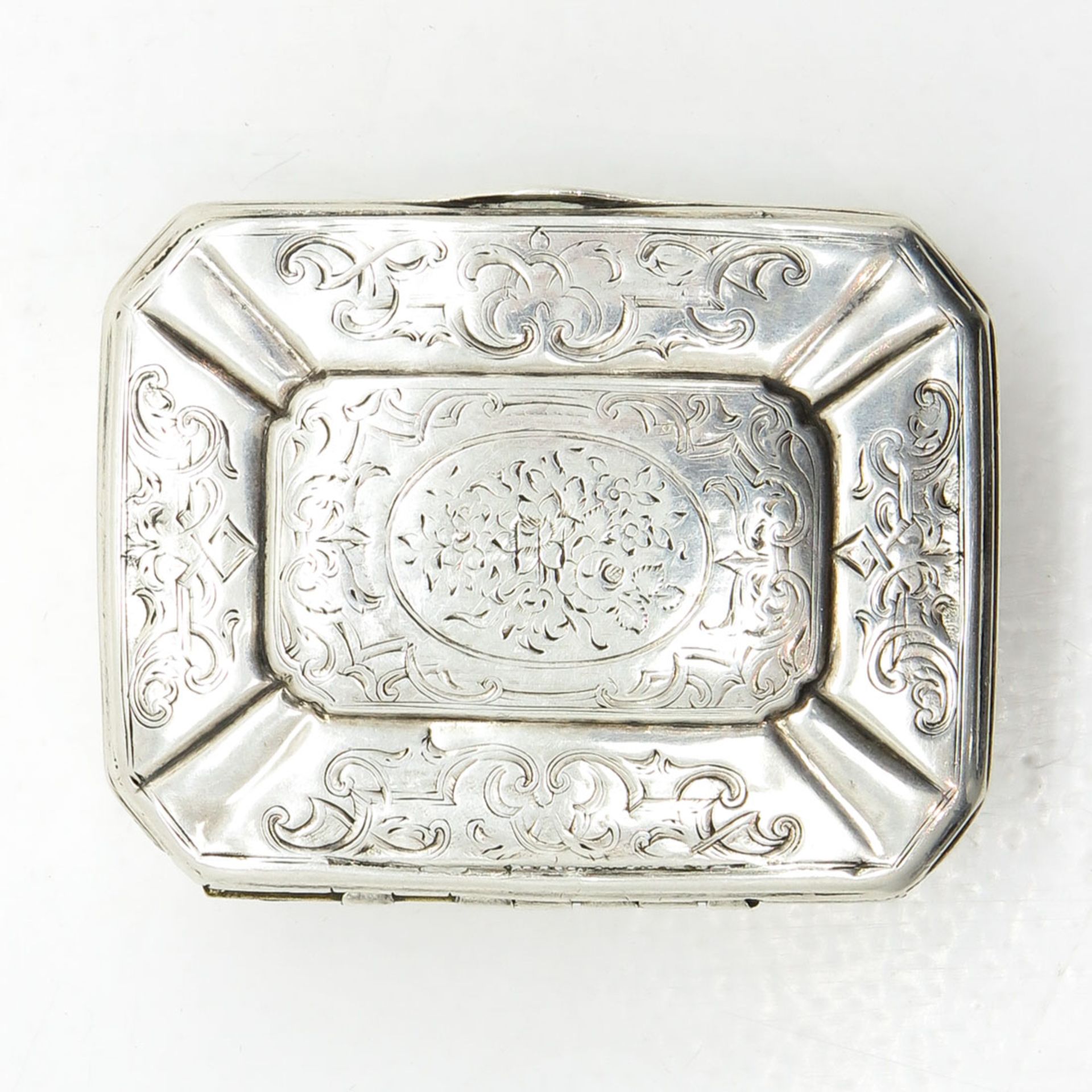 Engraved Silver Snuff Box Dated 1737