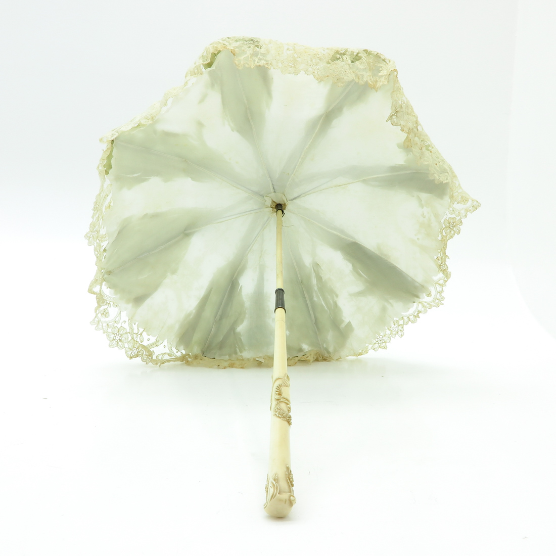 19th Century Umbrella with Beautifully Carved Handle - Image 2 of 3