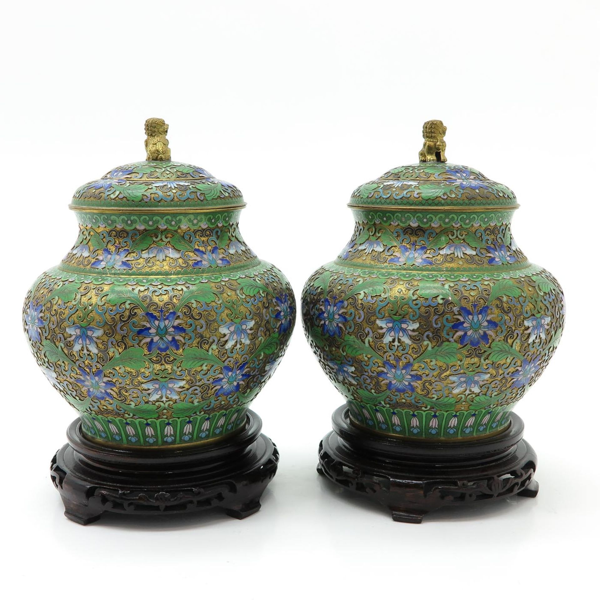 Pair of Cloisonne Lidded Vases - Bild 4 aus 6