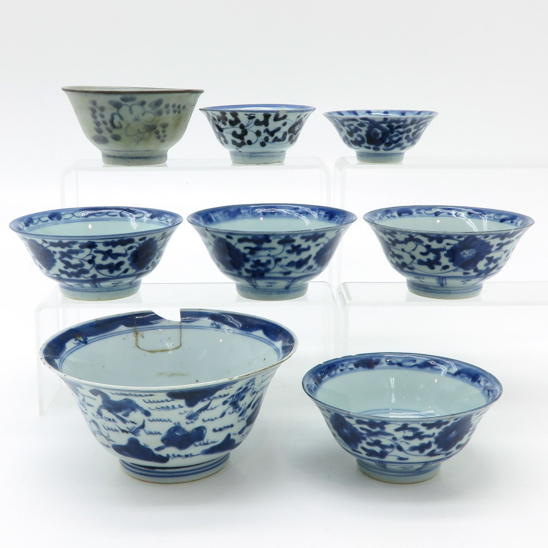 Diverse Lot of Blue and White Decor Bowls - Bild 4 aus 6