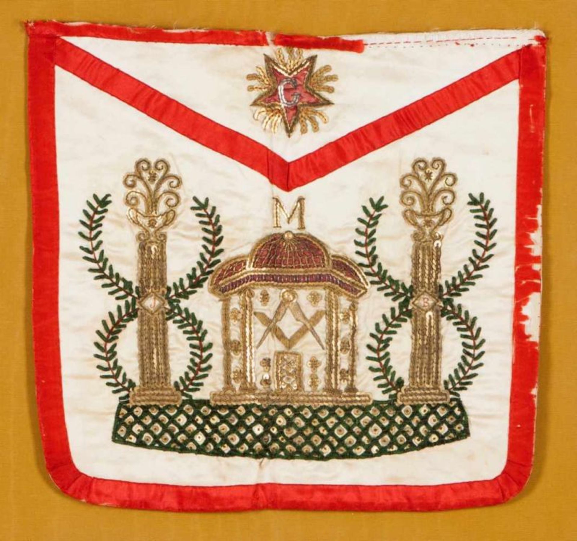 A master's apron of the Ancient and Accepted Scottish Rite Gold and silk embroided and with sequins