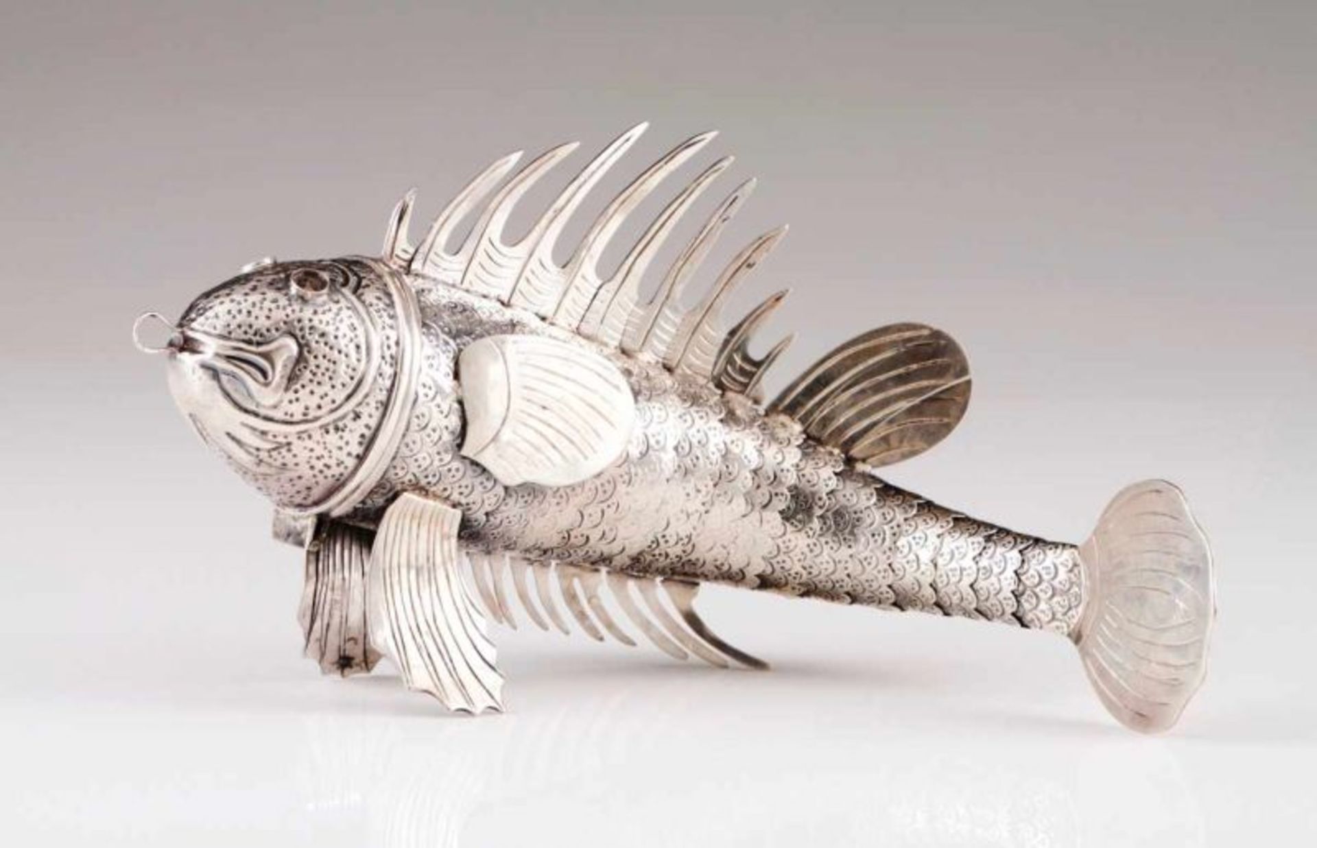 Articulated fish Portuguese silver sculpture Scalloped and chiselled decoration, head opens to
