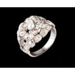 A diamond ring Set in platinum with rose cut diamonds and five old brilliant cut diamonds (ca. 0,