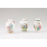 A small vase Chinese export porcelain Polychrome and gilt decoration with garden view with birds