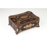 A sewing box Black na gilt lacquered wood decorated with floral motifs and Chinese quotidian