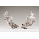 A pair of roosters A pair of Portuguese silver sculptures Naturalistic decoration, detachable