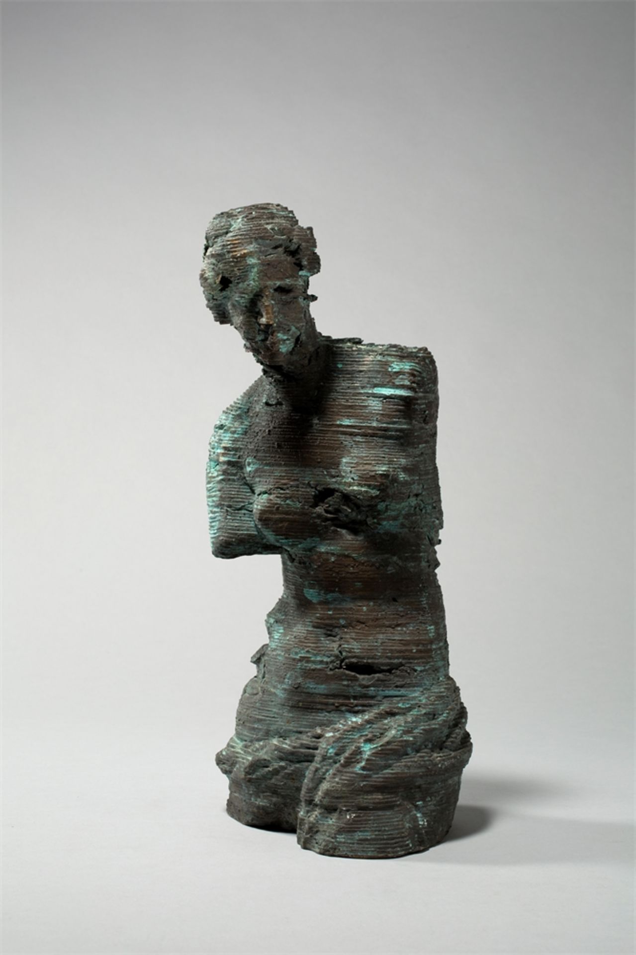 Thomas Virnich (Eschweiler 1957 – lebt in Mönchengladbach) „Venus von Milo“. 1999 Bronze mit brauner