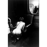 Helmut Newton (Berlin 1920 – 2004 Los Angeles) Hotel Room, Place de la République, Paris, aus der