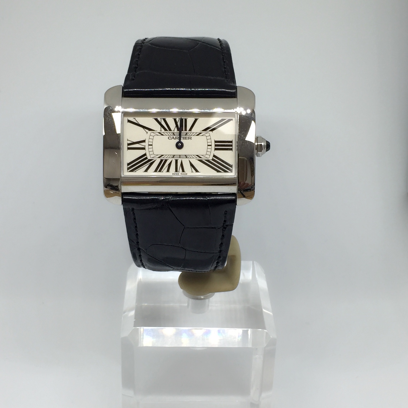 Cartier Tank Divan