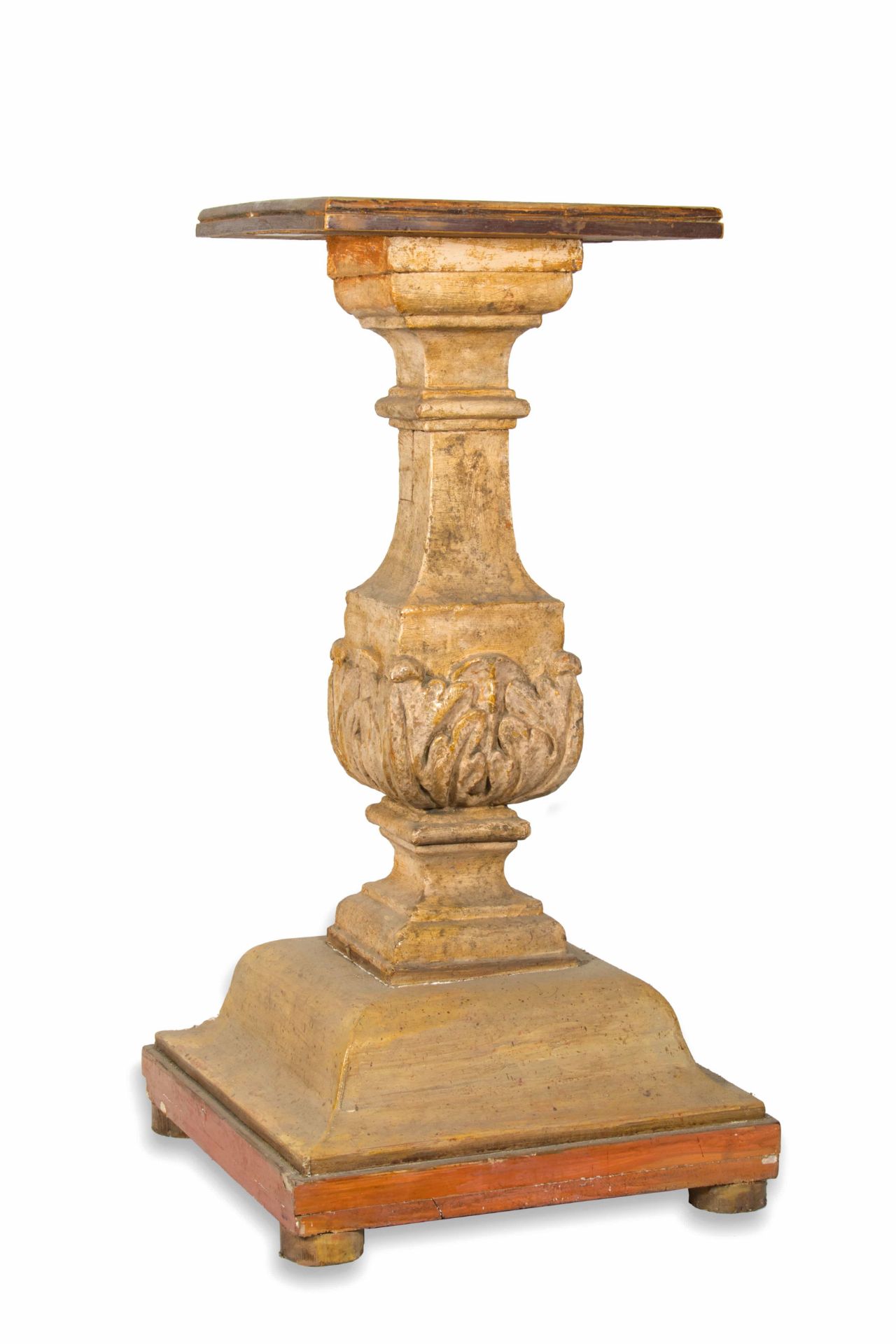 DUE COLONNE REGGIVASO IN LEGNO INTAGLIATO