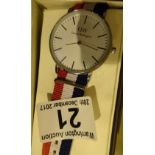 New boxed Daniel Wellington wristwatch in stainless steel case