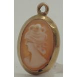 9ct gold small cameo pendant