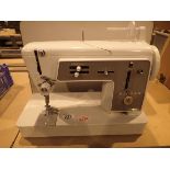 Singer electric sewing machine and carry case