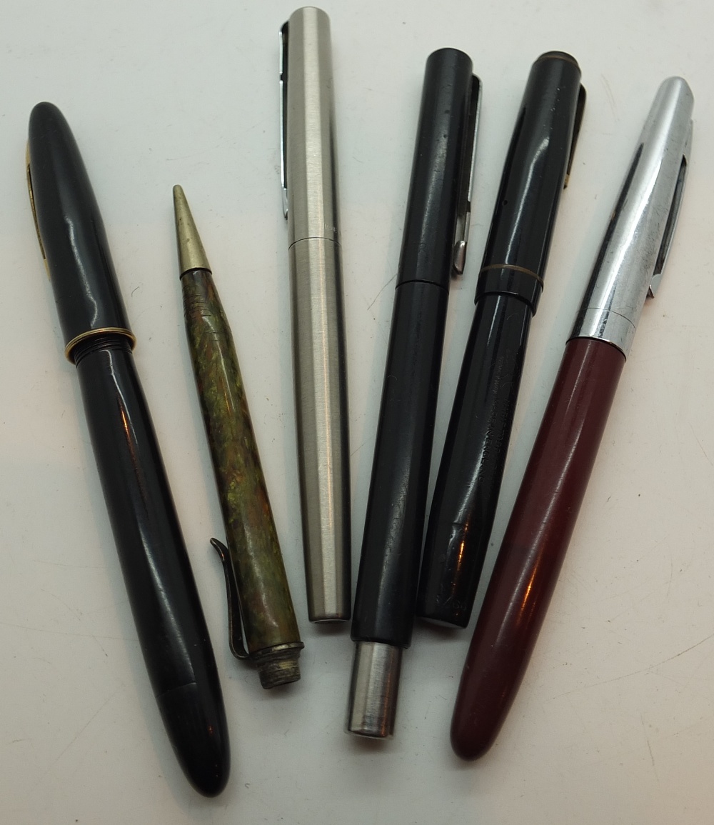 Box of mixed pens including two 14ct gold nib examples