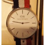 New and boxed Daniel Wellington yellow metal wristwatch with canvas strap