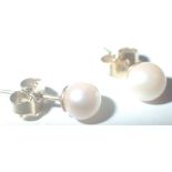 9ct gold pearl earrings