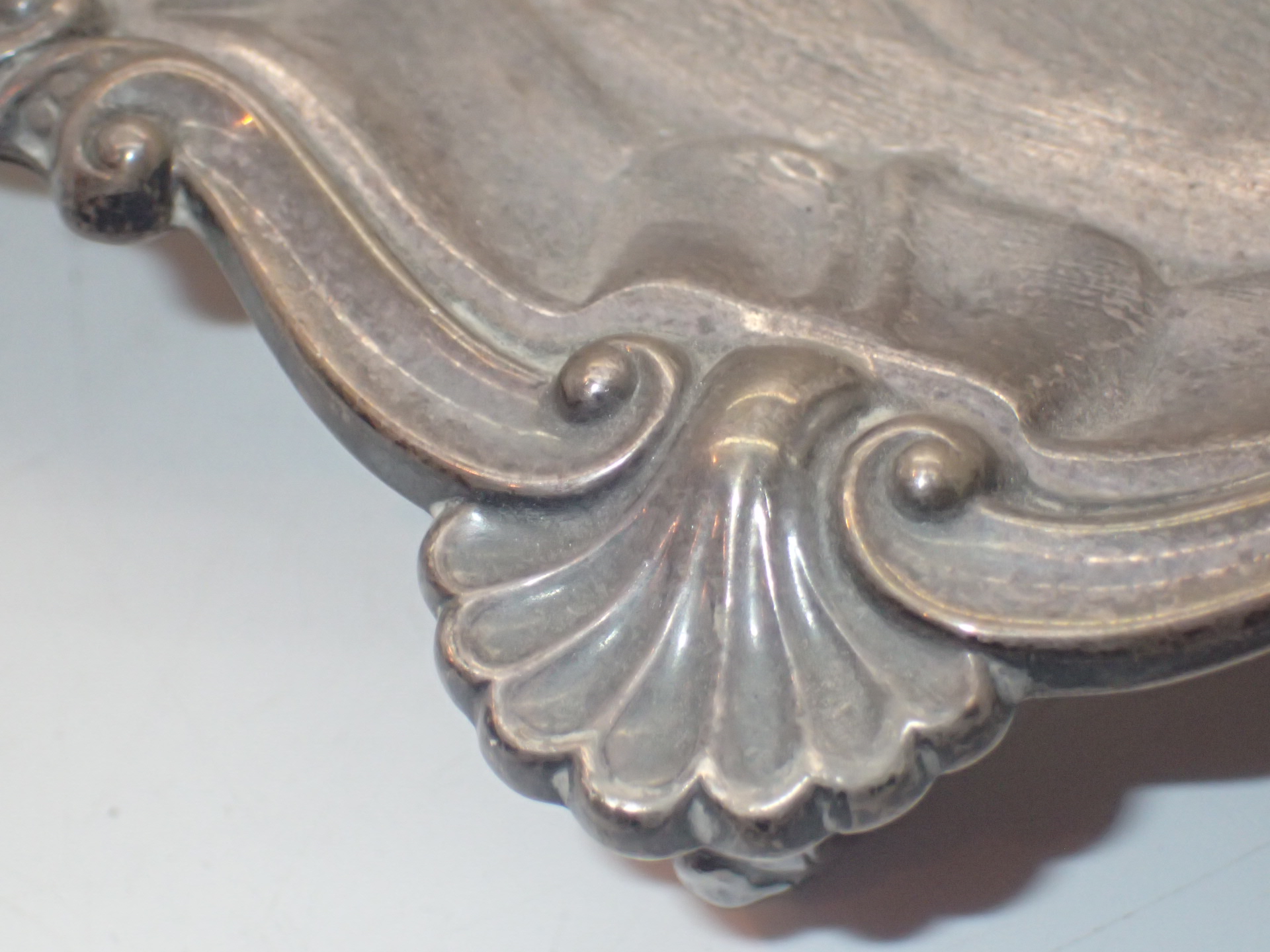 Hallmarked silver salver on three feet assay Sheffield 1919 784g - Image 3 of 6