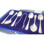 Boxed hallmarked silver teaspoons and tongs
