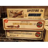 Airfix Hurricane MK 1 1:24 ( sealed bag with transfers and instructions ) Airfix Spitfire 1A 1:24 (