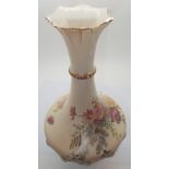 Royal Worcester large blush ivory vase H: 26 cm CONDITION REPORT: Evidence of repair