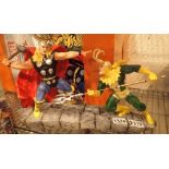 Marvel Comic cast resin Thor and Loki figurine L: 42 cm