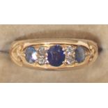 18ct gold sapphire and diamond ring size M