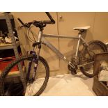 Carrera Vengeance alloy framed mountain bike with front suspension in silver