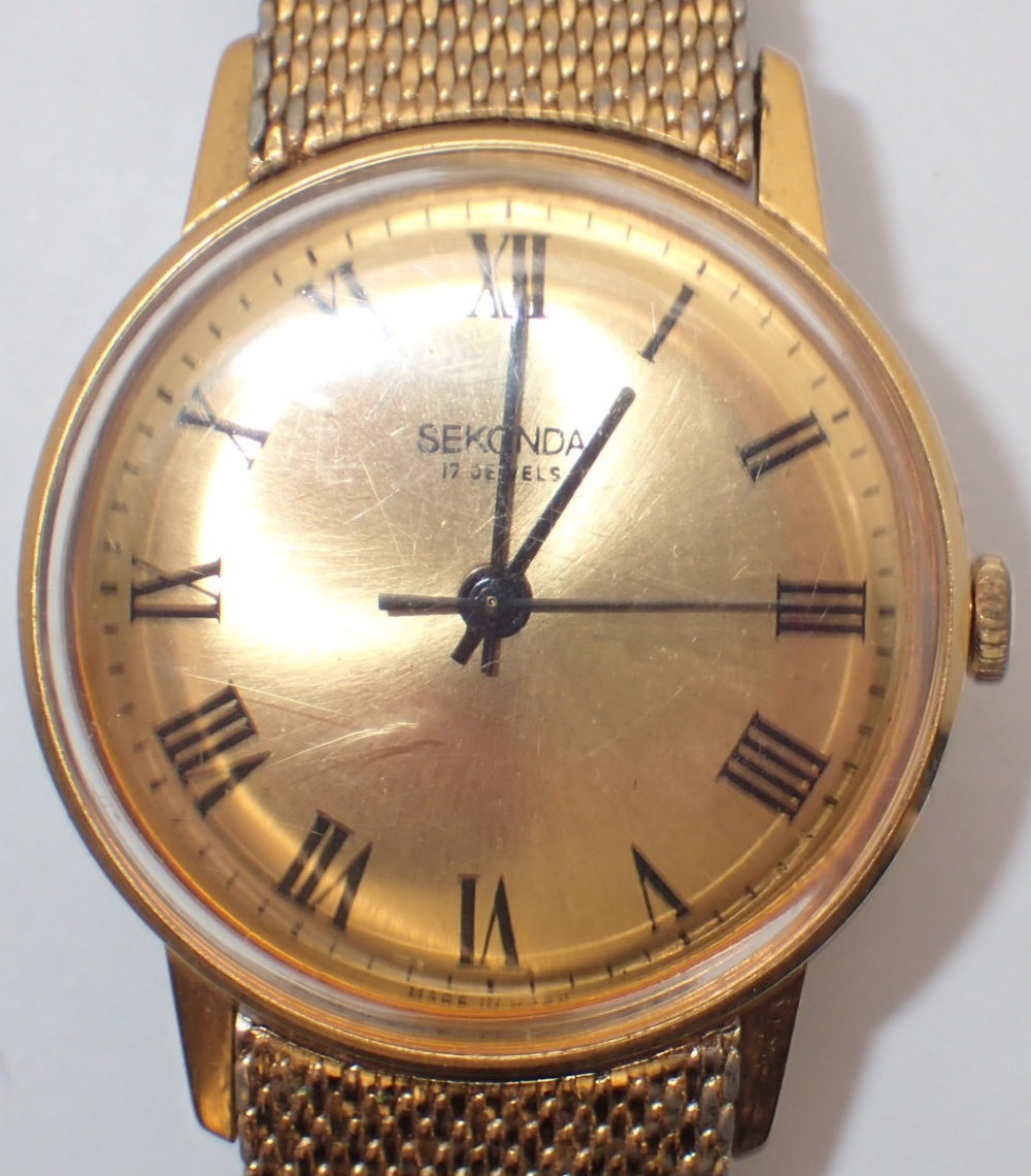 Sekonda 17 jewel gents wristwatch on a yellow metal strap