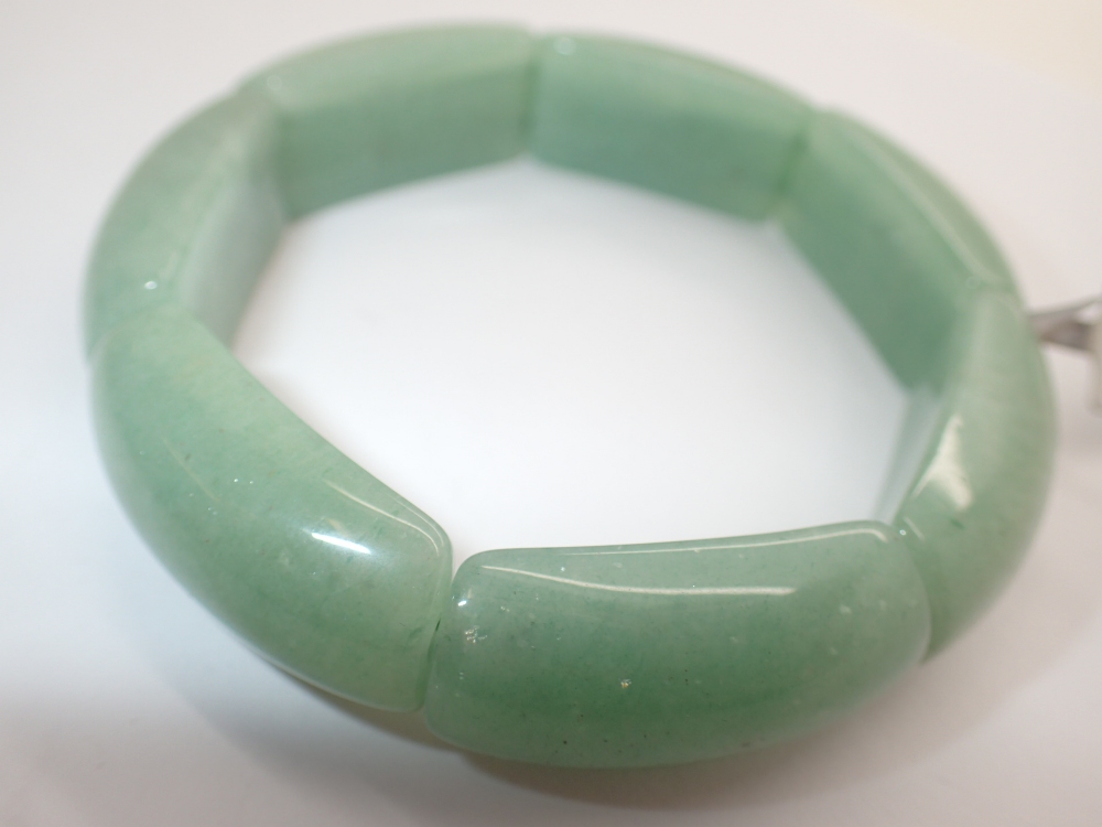 New tagged green aventurine bangle