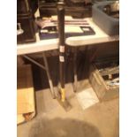 Cabinet maker 14 lb sledge hammer with fibre glass shaft