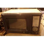 Tricity microwave oven
